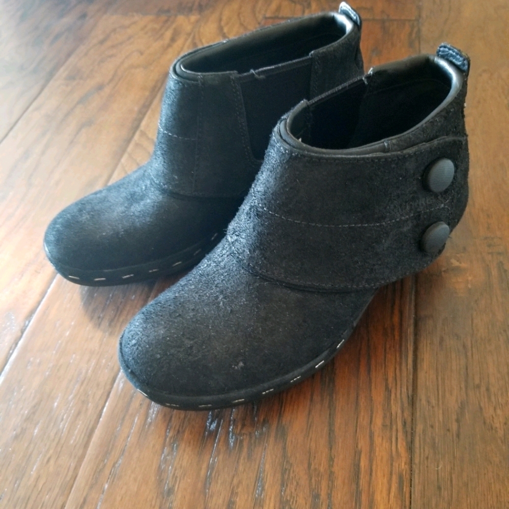 Size 6.5 Merrell Black Boots